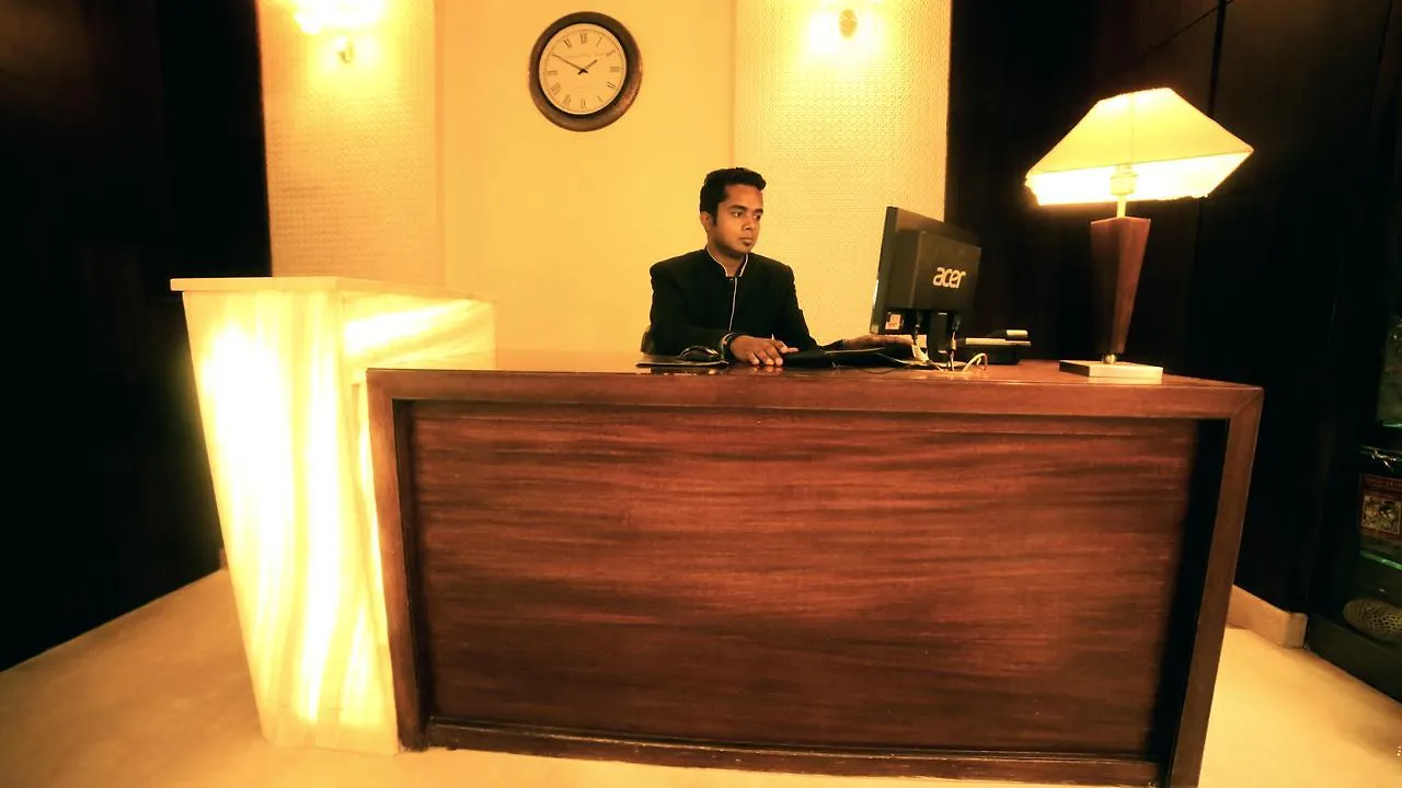 ***** Hotel Rivatas By Ideal Varanasi India
